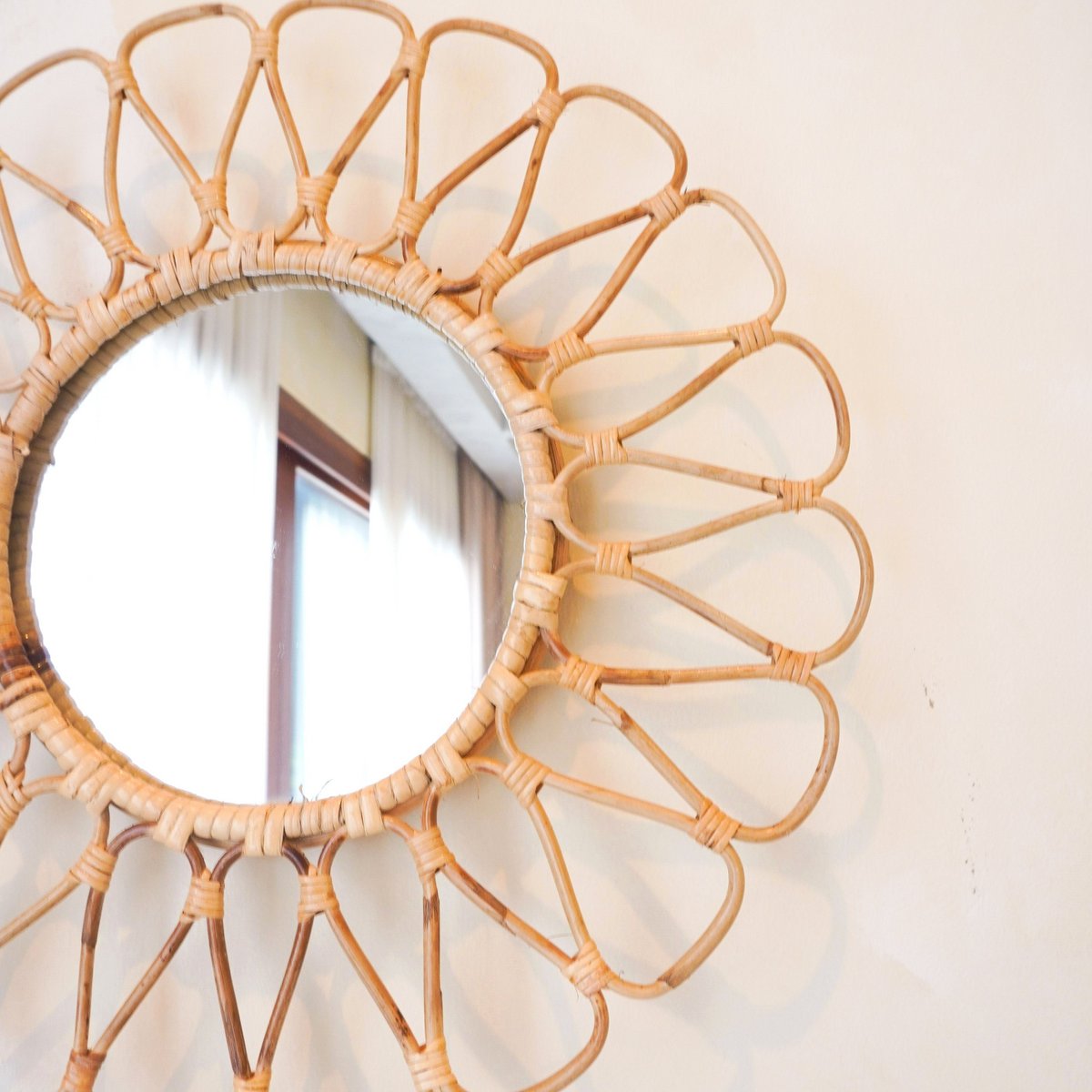 Intan rotan spiegel 38 cm klein handgemaakte Boho wandspiegel