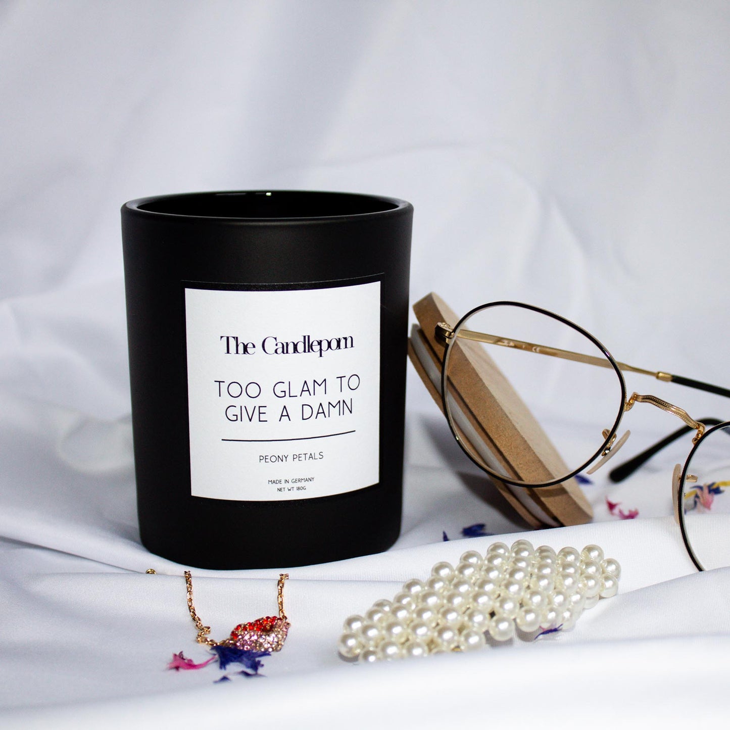 Geurkaars 'Too Glam To Give A Damn'