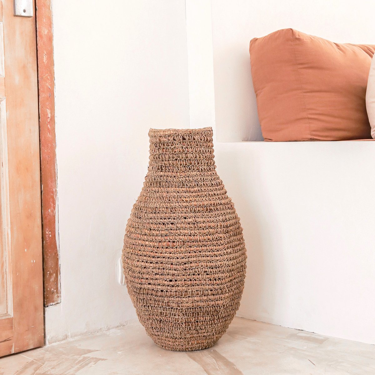 Kayla Geweven Raffia BOHO Vaas in fles vorm
