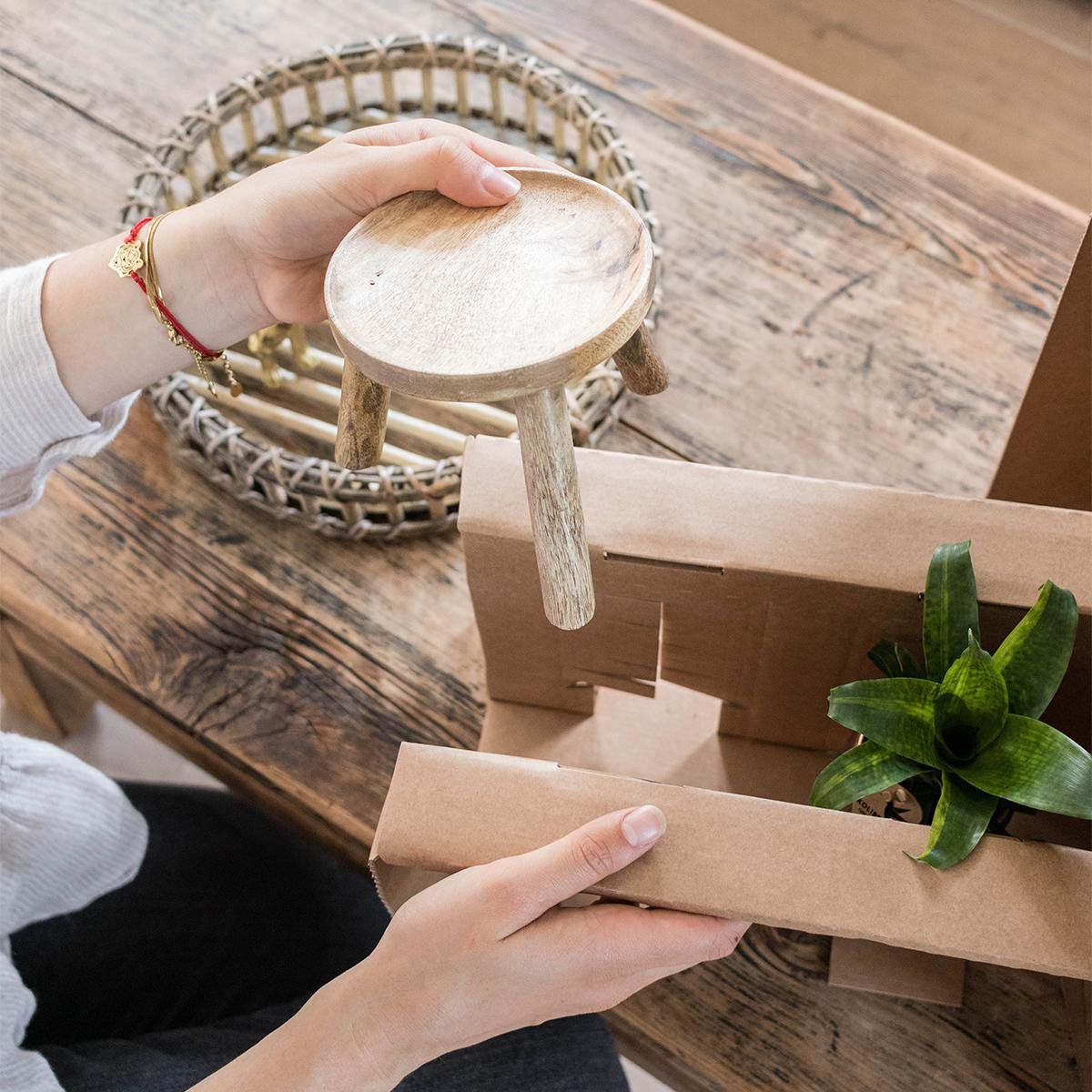 Houten krukje plantenstandaard Ø12cm