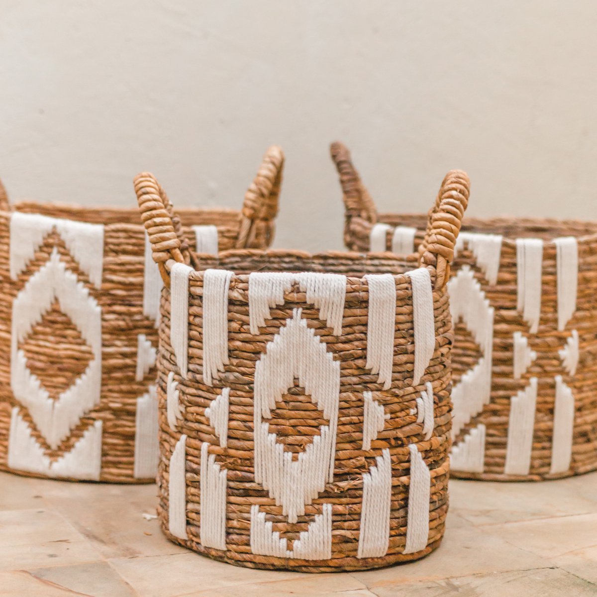 Sari Opbergmand | Plantenmand gemaakt van Bananenvezel met Macramé-patroon Katoen