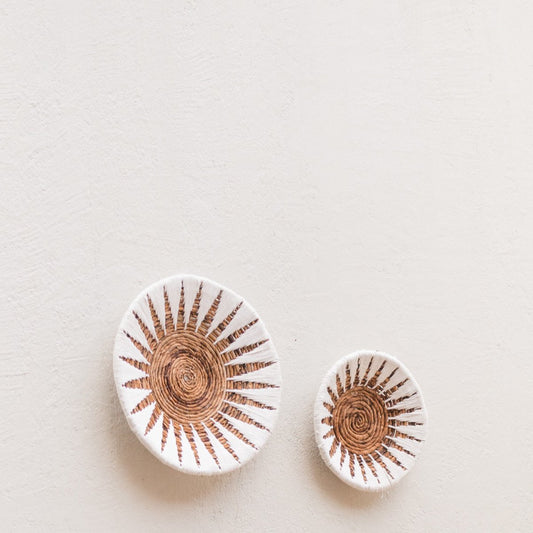 Calypso Wanddecoratie | Decoratieve schaal gemaakt van Bananenvezel 2 maten